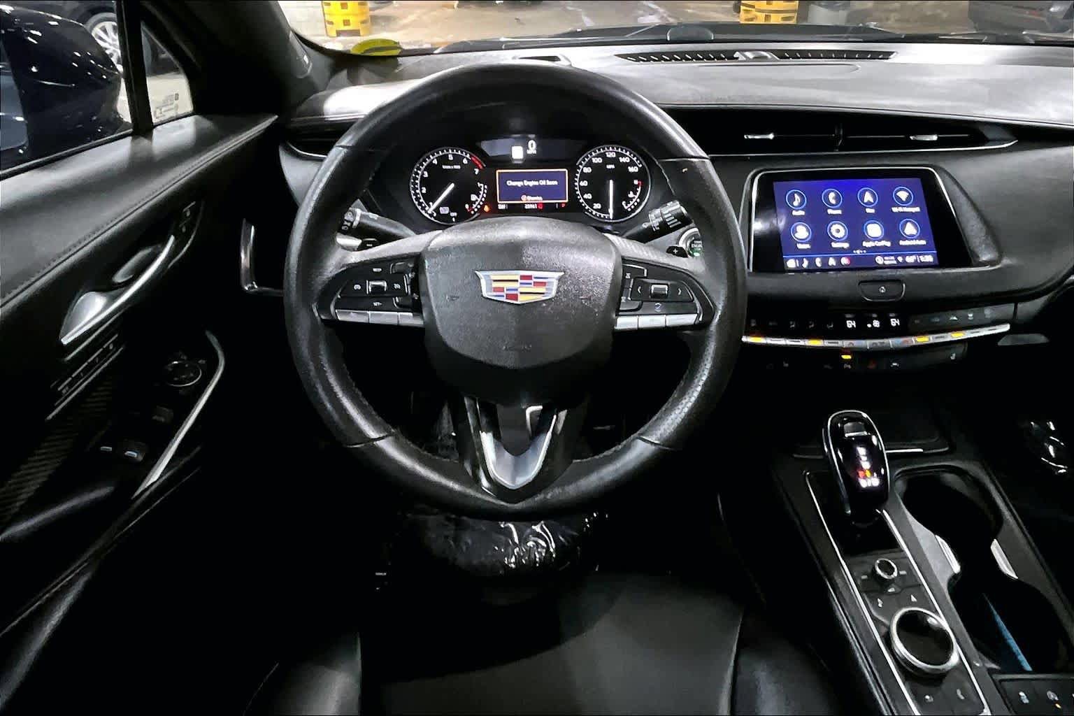 Used 2022 Cadillac XT4 Sport w/ Enhanced Visibility Package FWD image 6