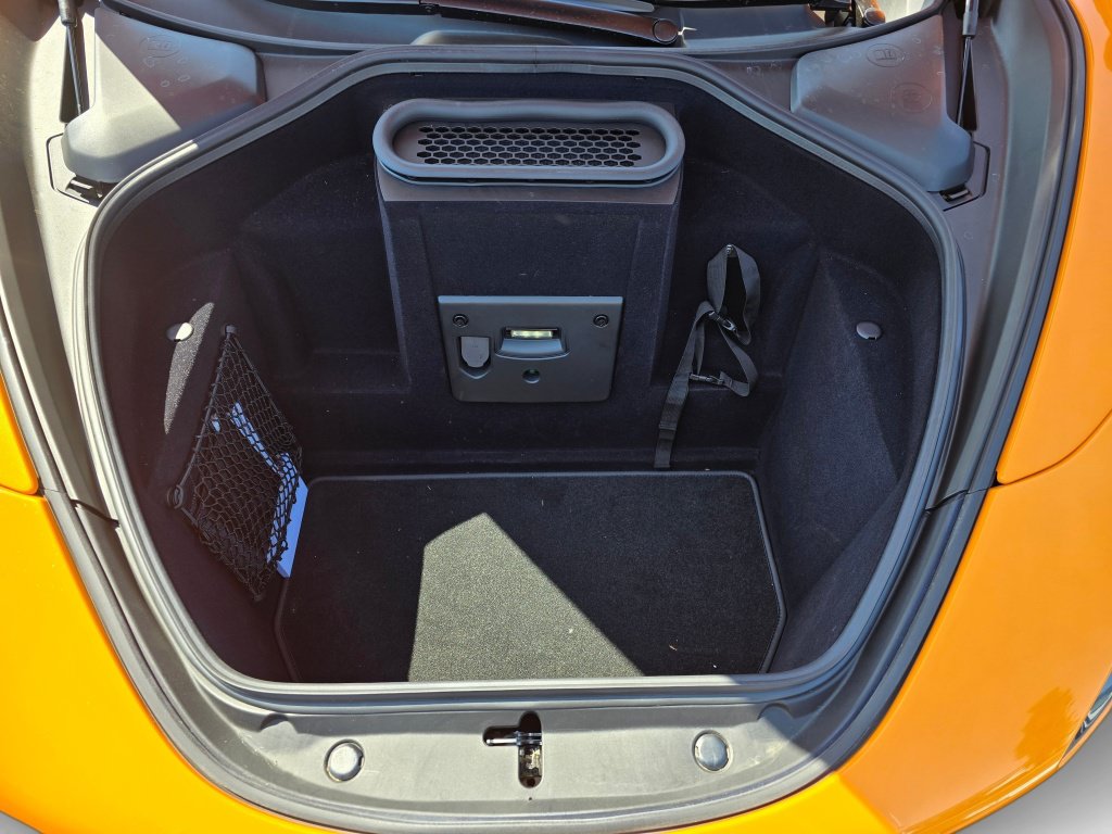 Used 2022 McLaren 720S Performance RWD image 11