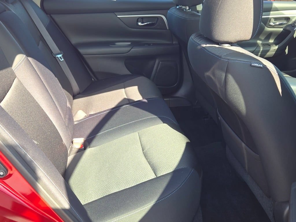 Used 2018 Nissan Altima 2.5 SR FWD image 8