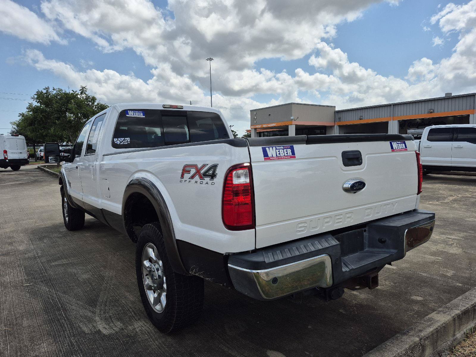 Used 2016 Ford F350 Lariat w/ Lariat Ultimate Package AWD/4WD image 13
