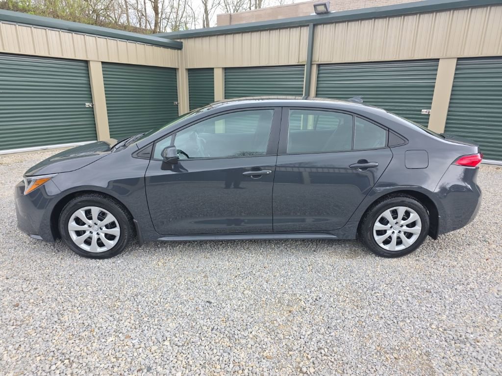 Certified 2024 Toyota Corolla LE image 3