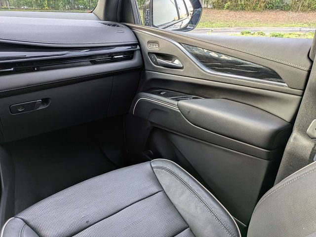 Certified 2024 Cadillac Escalade Sport AWD/4WD image 19