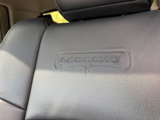 Used 2018 RAM 3500 Laramie w/ Convenience Group AWD/4WD image 40