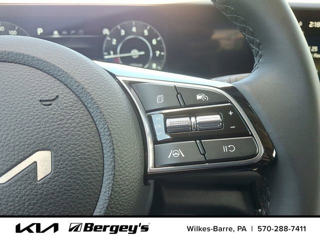 Certified 2025 Kia Seltos EX AWD/4WD image 19