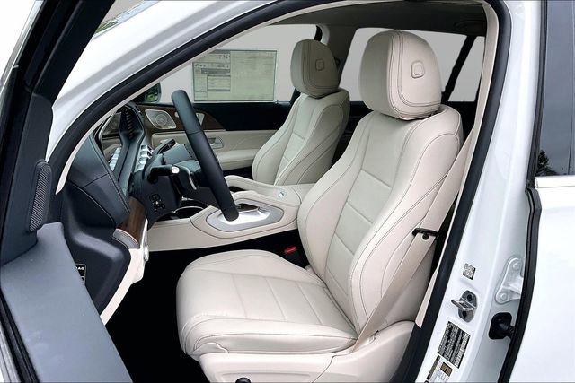 New 2026 Mercedes-Benz GLS 450 4MATIC image 12
