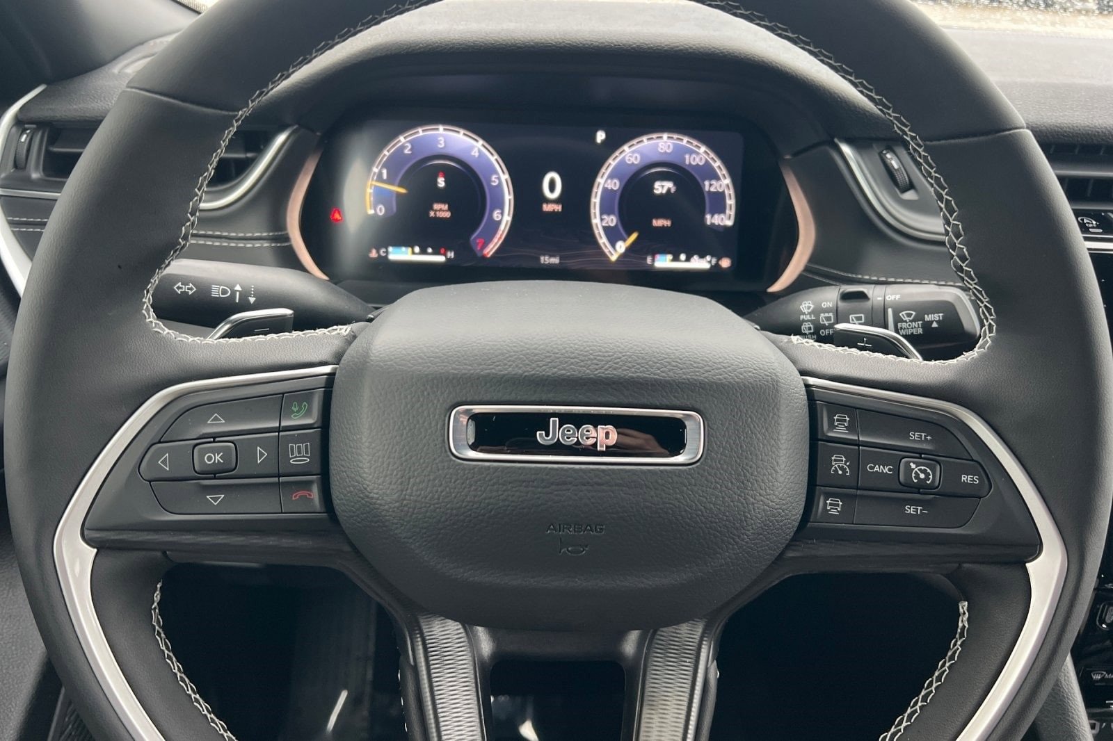 New 2025 Jeep Grand Cherokee L Altitude image 24