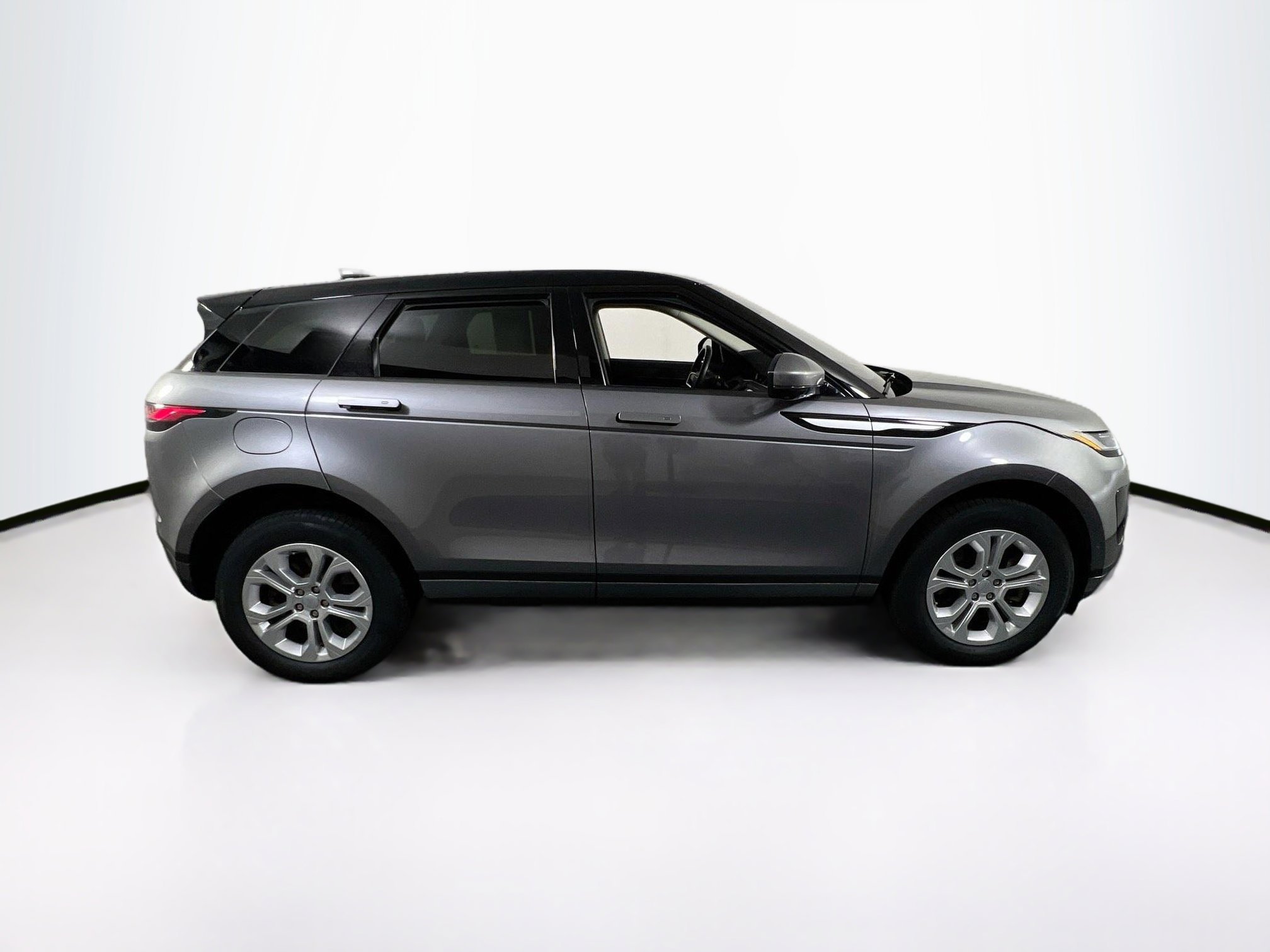 Used 2021 Land Rover Range Rover Evoque S image 4
