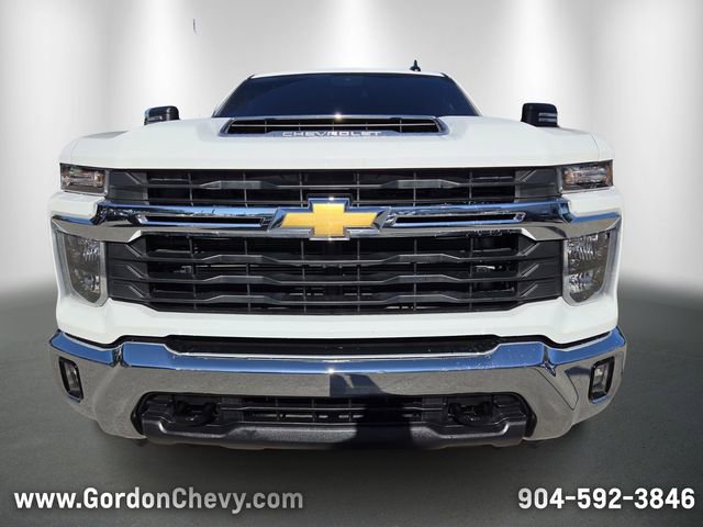 Used 2025 Chevrolet Silverado 2500 LT w/ Convenience Package image 9