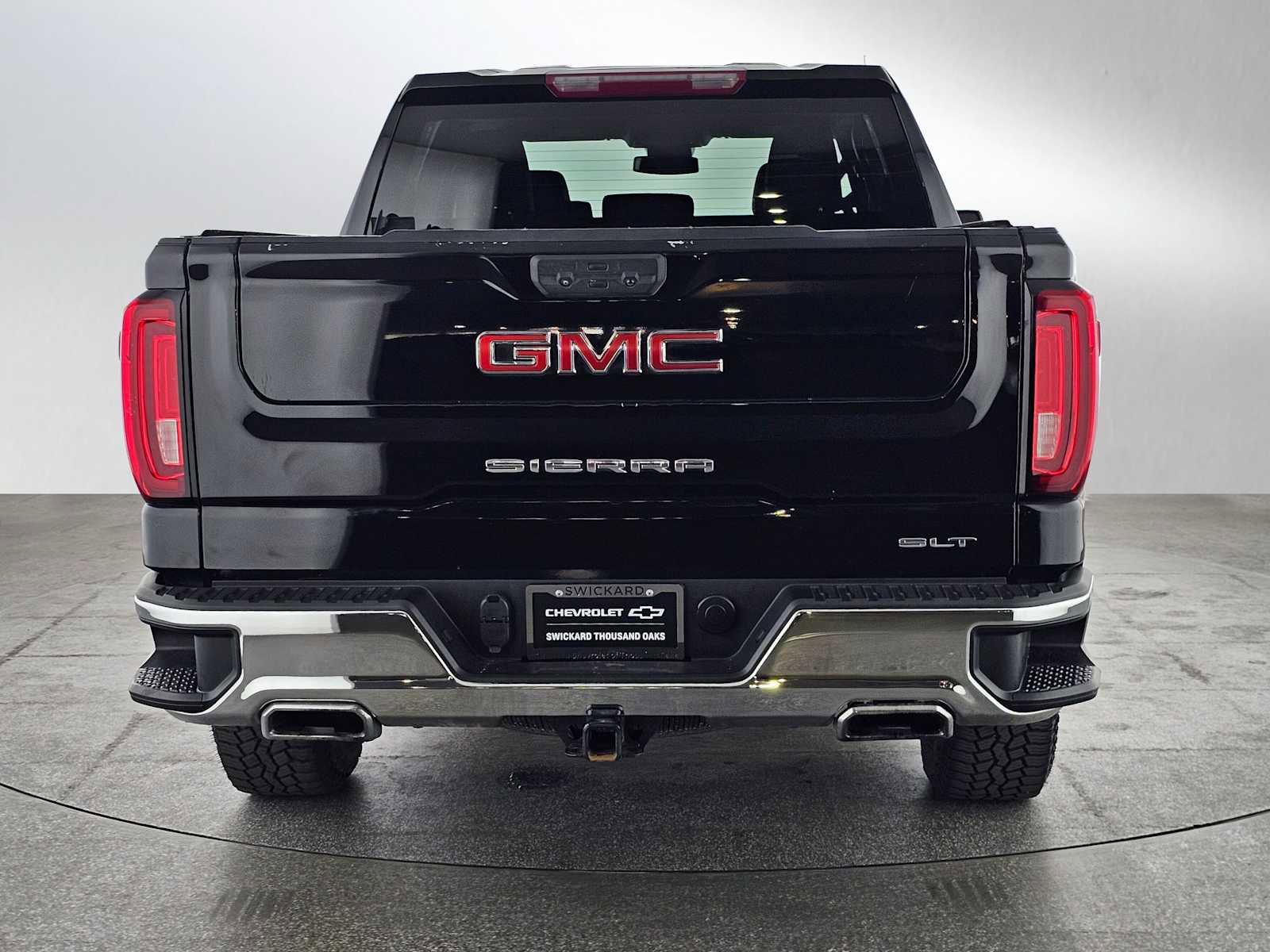 Used 2022 GMC Sierra 1500 SLT w/ SLT Convenience Package image 4