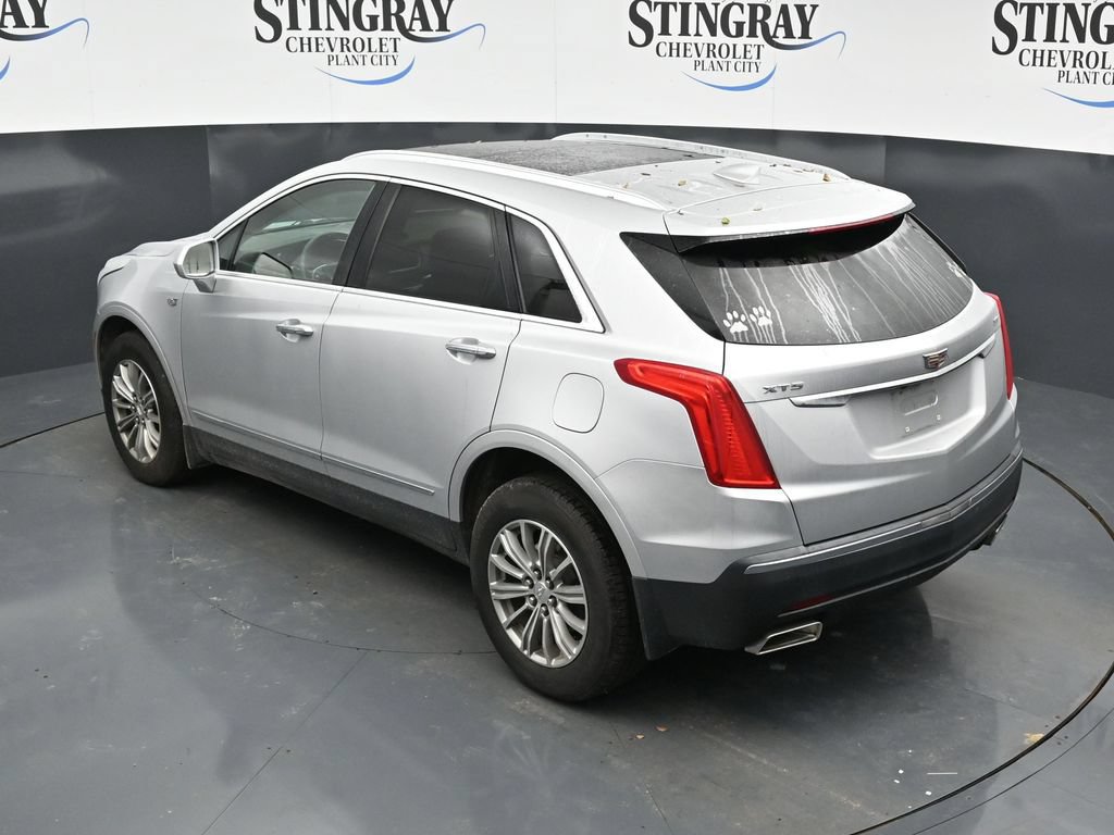 Used 2017 Cadillac XT5 Luxury w/ Driver Awareness Package FWD image 22