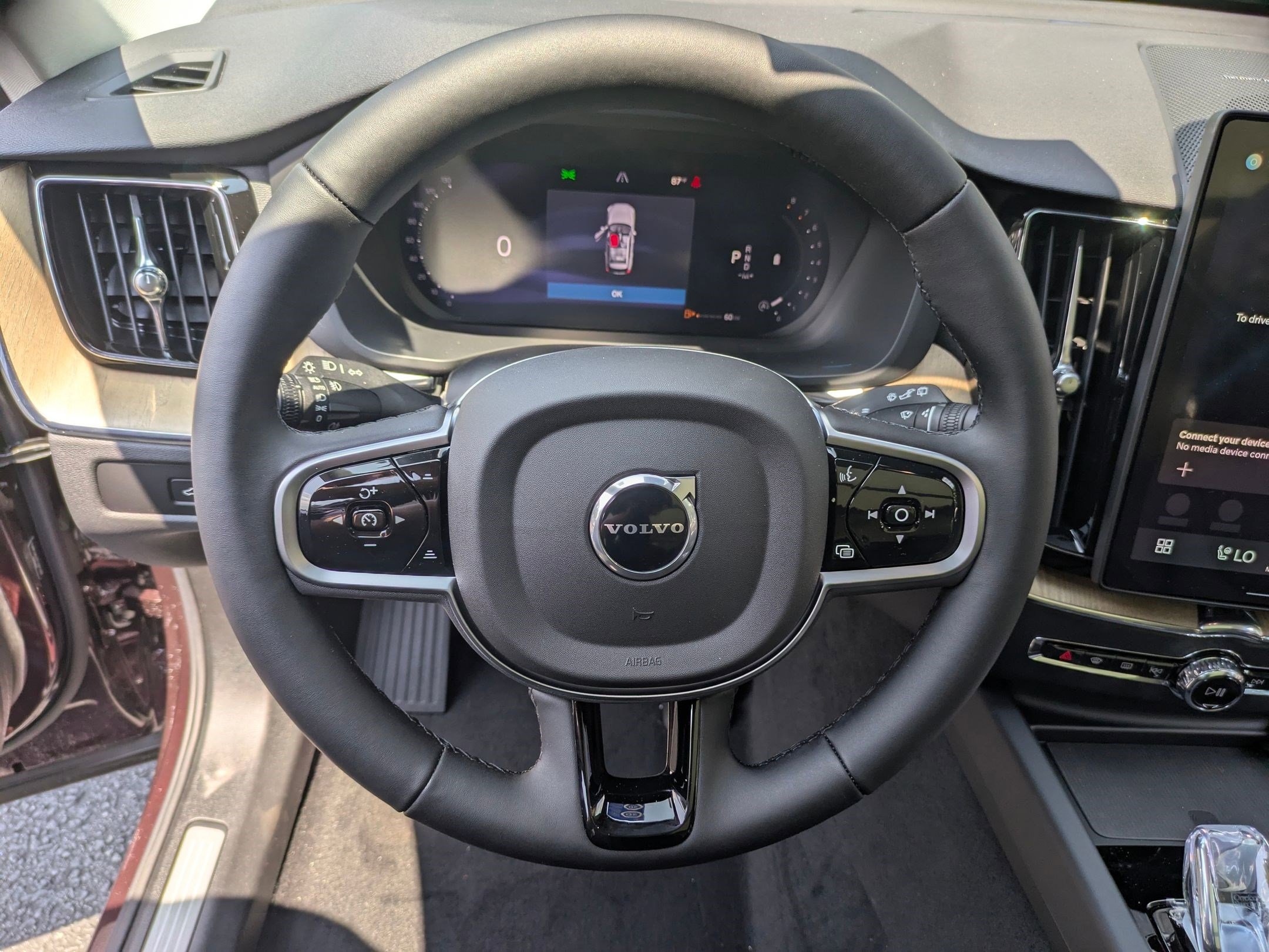 New 2026 Volvo XC60 B5 Plus w/ Protection Package Premier image 10