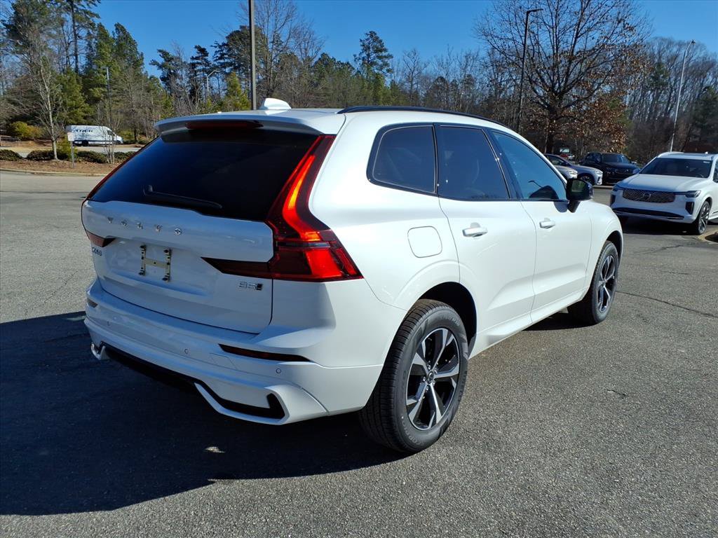 New 2026 Volvo XC60 B5 Core w/ Climate Package AWD/4WD image 3