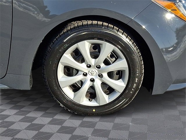 Used 2023 Toyota Corolla LE image 8