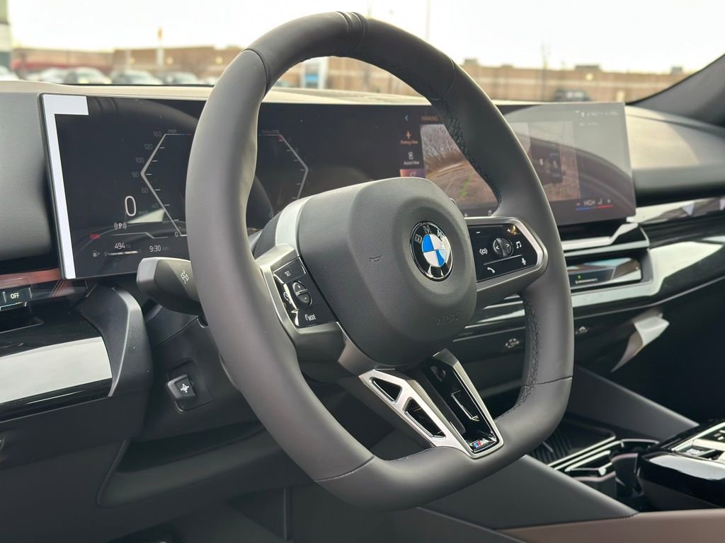 New 2026 BMW 530i xDrive w/ M Sport Package image 17