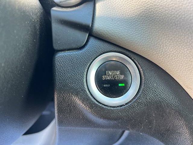 Used 2020 Chevrolet Equinox LS w/ LS Convenience Package image 17