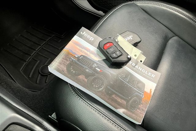 Used 2021 Jeep Wrangler Unlimited Sahara image 10