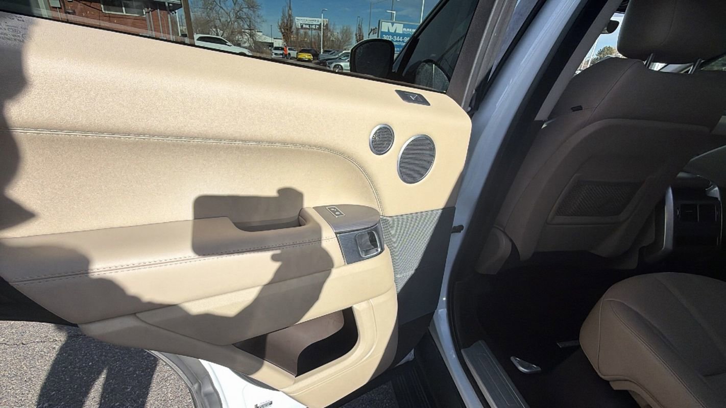 Used 2017 Land Rover Range Rover Sport Supercharged image 12