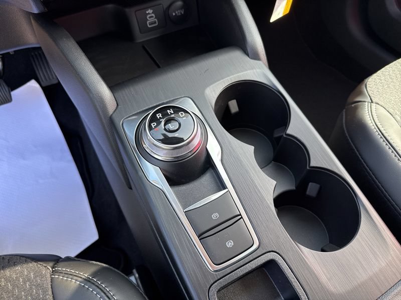 New 2025 Ford Escape SE FWD image 41