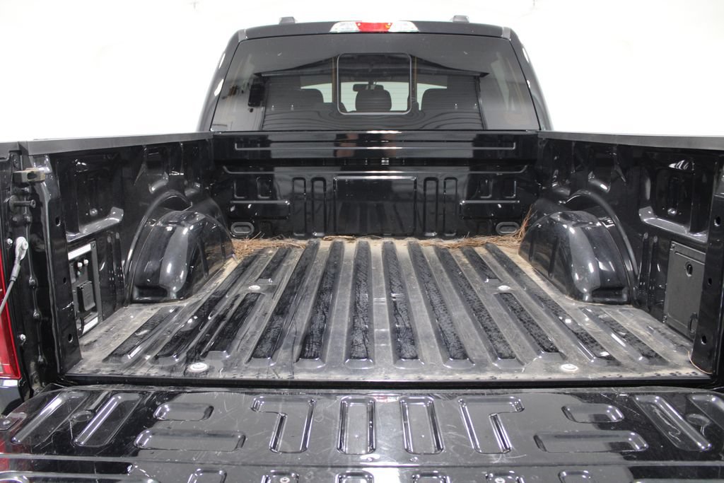 Used 2025 Ford F150 XLT w/ Equipment Group 302A MID AWD/4WD image 17