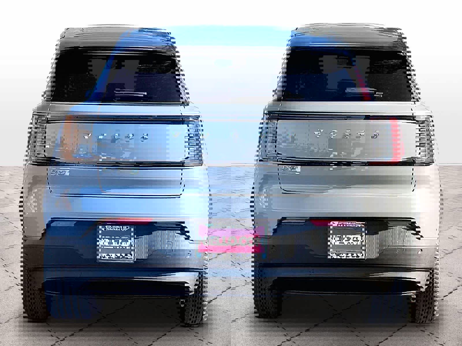 New 2025 Volvo EX30 Ultra w/ Protection Package Premier image 6