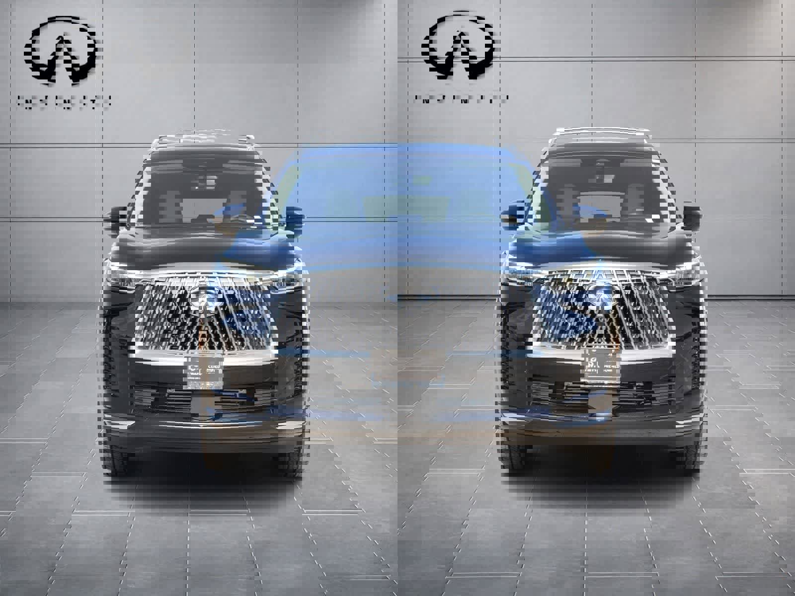 Certified 2026 INFINITI QX60 Luxe w/ Cargo Package image 2