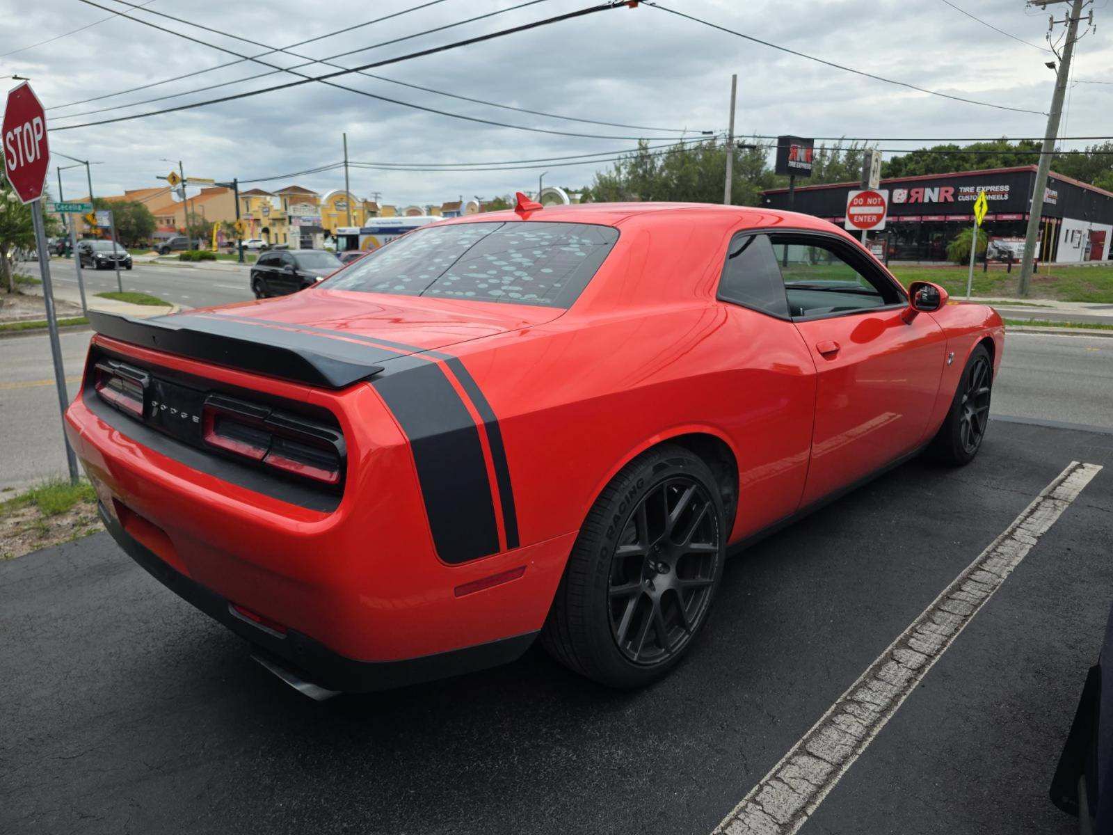 Used 2018 Dodge Challenger R/T Scat Pack RWD image 3