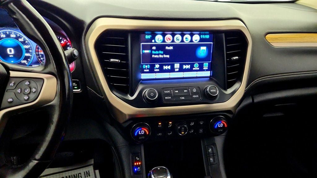 Used 2019 GMC Acadia Denali w/ Technology Package AWD/4WD image 18