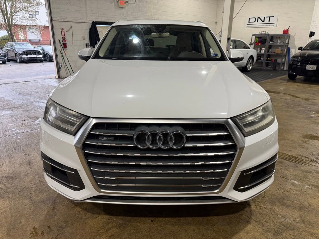 Used 2017 Audi Q7 3.0T Premium image 2