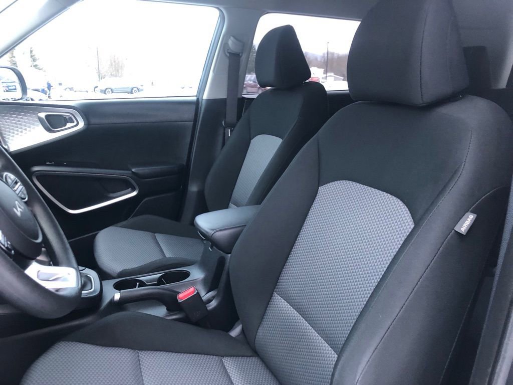 Used 2024 Kia Soul LX w/ Option Group 015 image 8