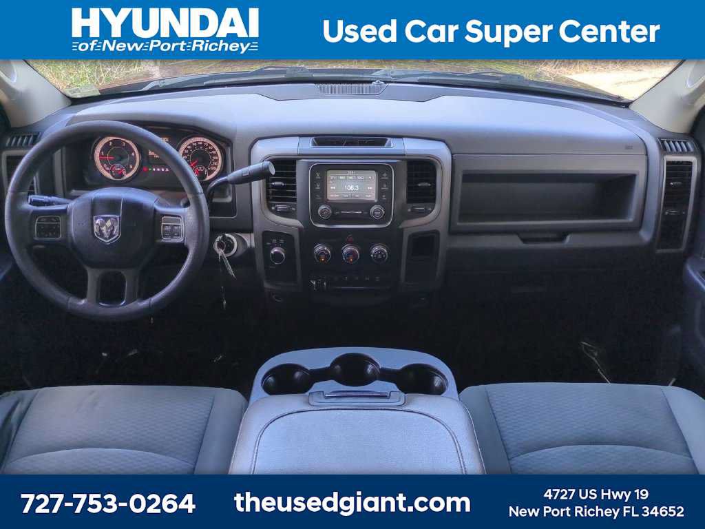 Used 2018 RAM 3500 Tradesman w/ Chrome Appearance Group AWD/4WD image 16