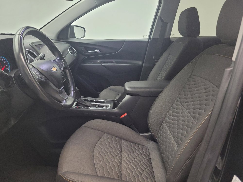 Used 2020 Chevrolet Equinox LT w/ Driver Convenience Package FWD image 17