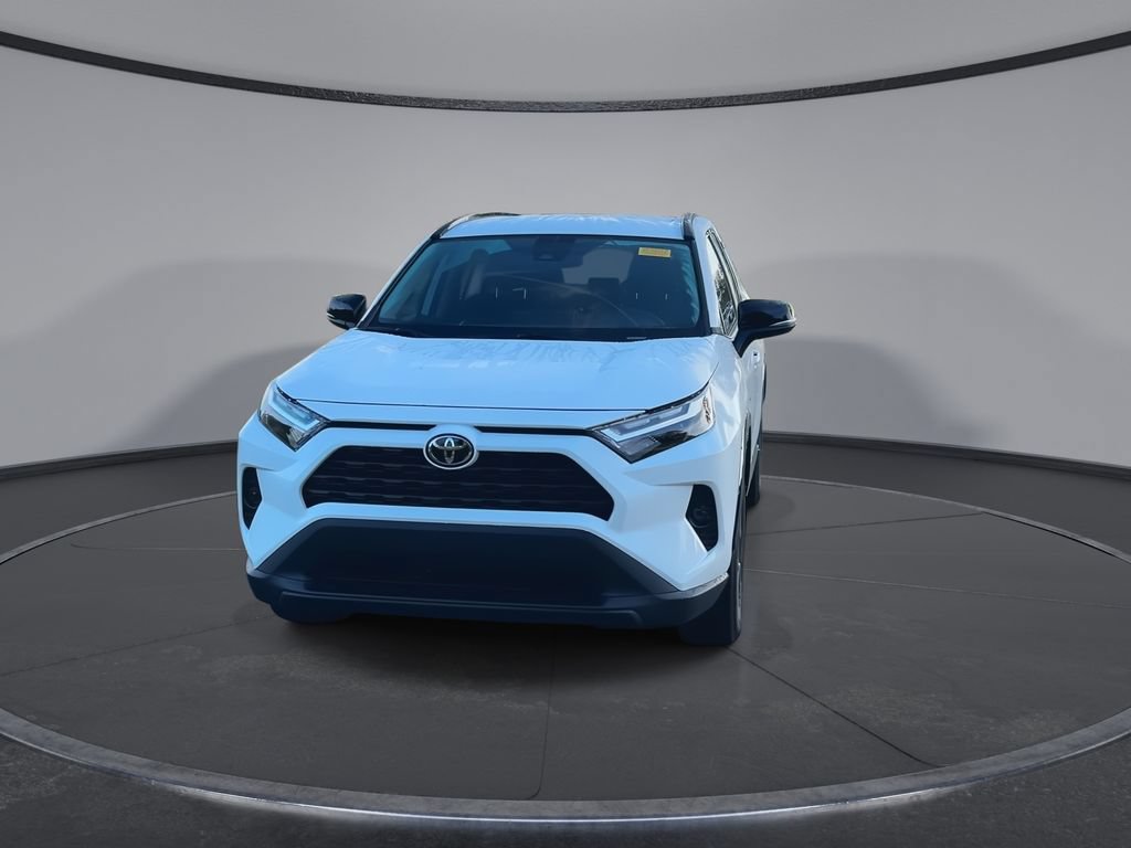 Certified 2025 Toyota RAV4 XLE FWD image 3