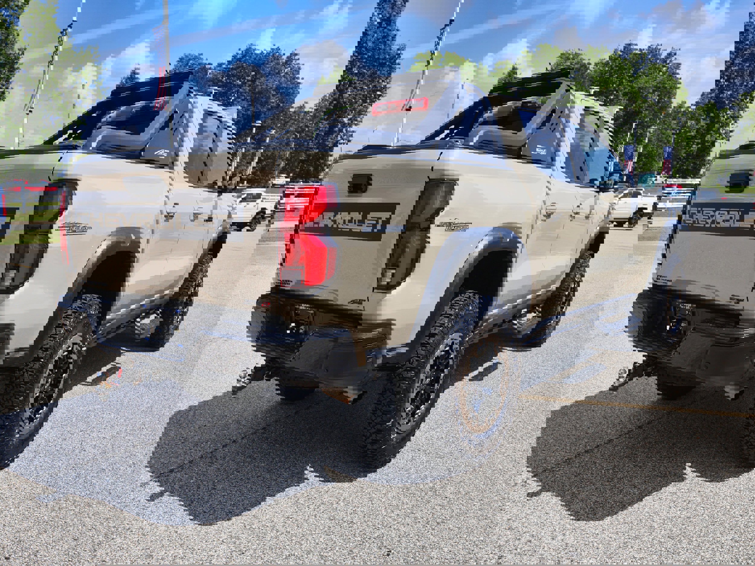 Used 2023 Chevrolet Colorado ZR2 w/ Desert Boss Special Edition image 5