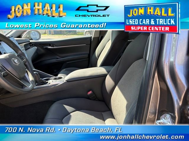 Used 2022 Toyota Camry LE image 16