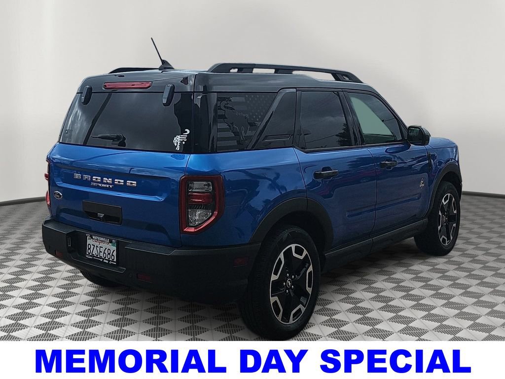 Used 2022 Ford Bronco Sport Outer Banks w/ Tech Package AWD/4WD image 3
