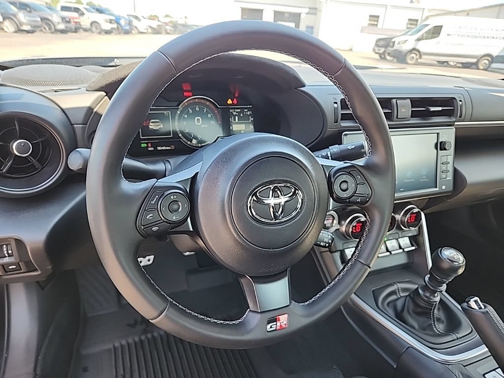 Used 2023 Toyota GR86 Premium w/ ALL Weather Mat Package (TMS) RWD image 14