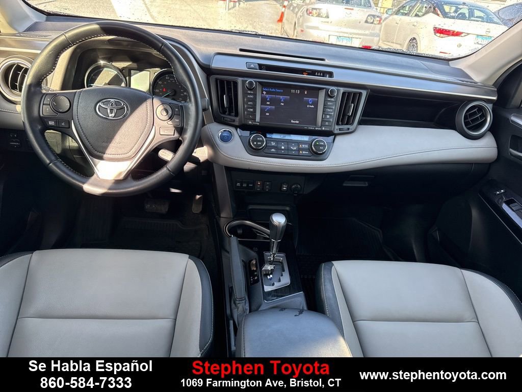 Used 2018 Toyota RAV4 Limited image 11