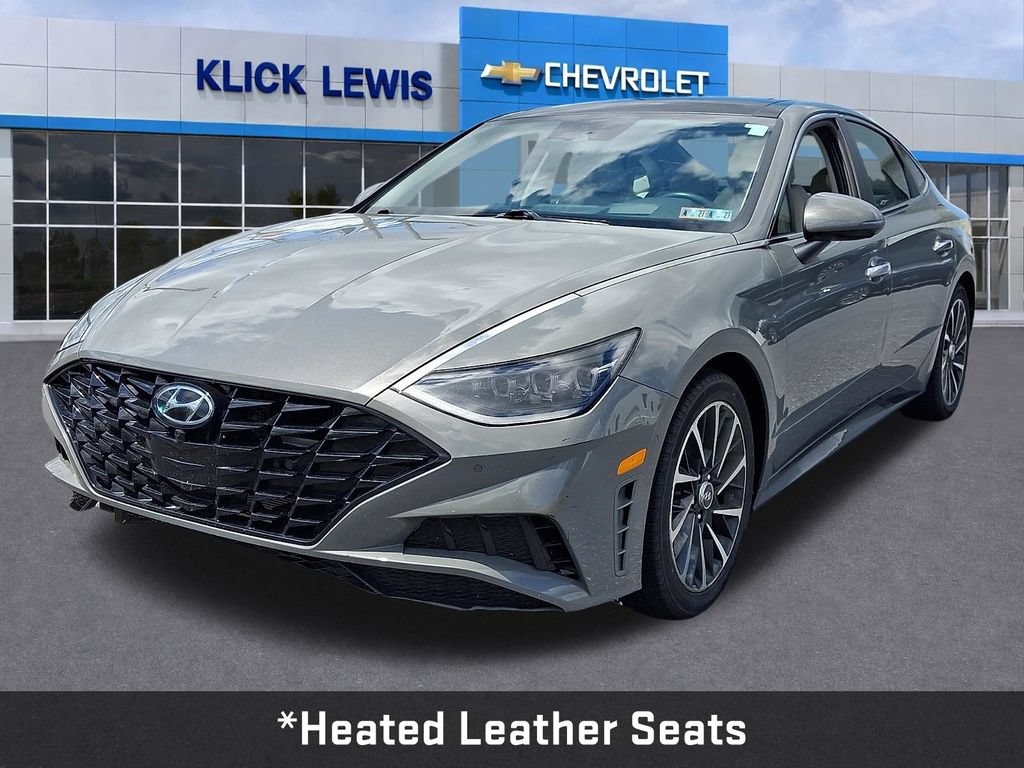 Used 2023 Hyundai Sonata Limited w/ Cargo Package FWD image 3