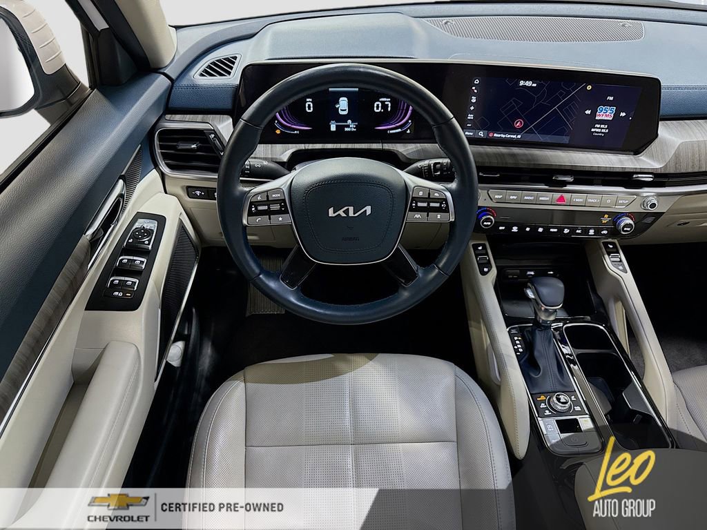 Used 2024 Kia Telluride EX w/ EX Captain's Chair Package image 26