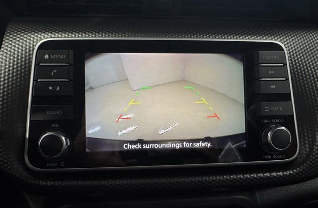 Used 2020 Nissan Kicks SV image 19