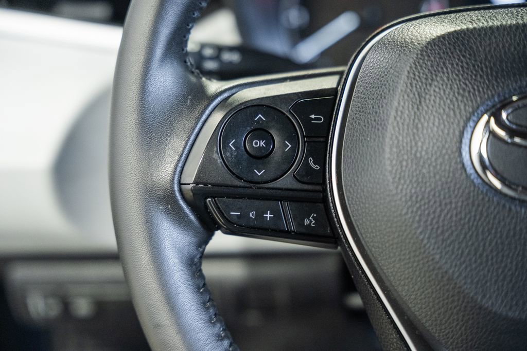 Used 2024 Toyota Corolla SE image 25