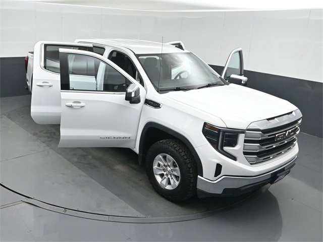 Used 2023 GMC Sierra 1500 SLE image 49