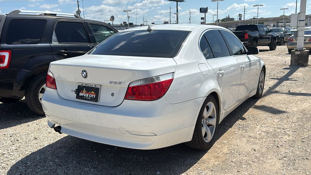Used 2005 BMW 525i Sedan RWD image 3