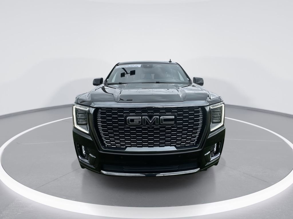 Used 2023 GMC Yukon Denali Ultimate image 3