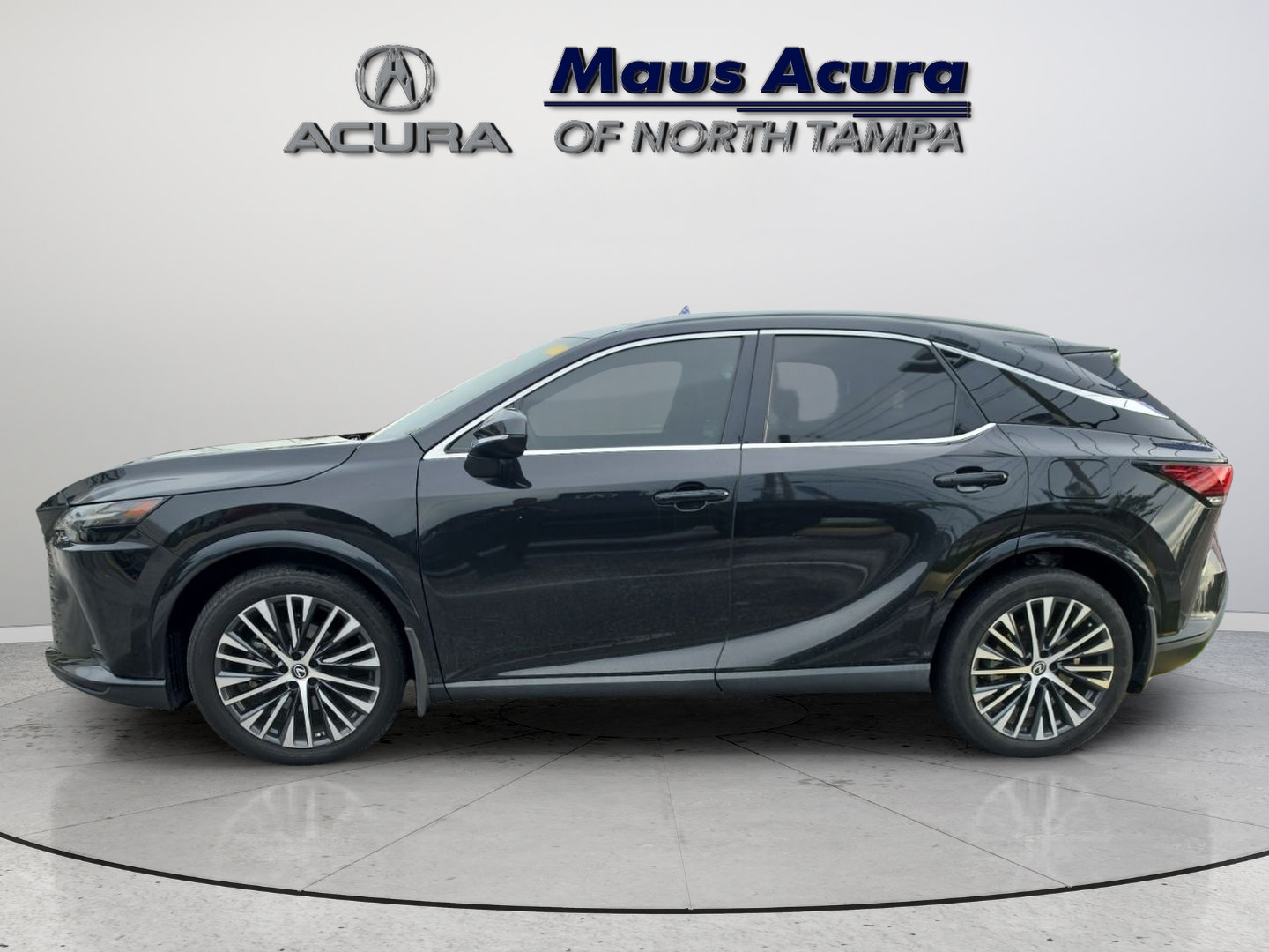 Used 2023 Lexus RX 350 w/ Accessory Package (Z1) AWD/4WD image 4