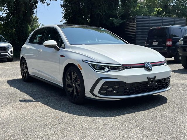Used 2023 Volkswagen GTI SE image 2
