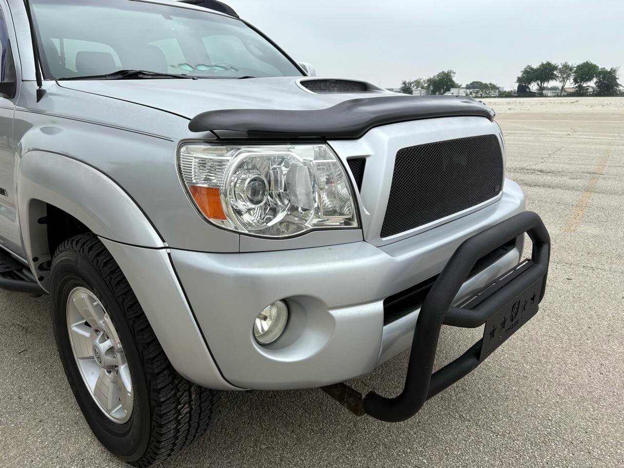 Used 2010 Toyota Tacoma PreRunner RWD image 16