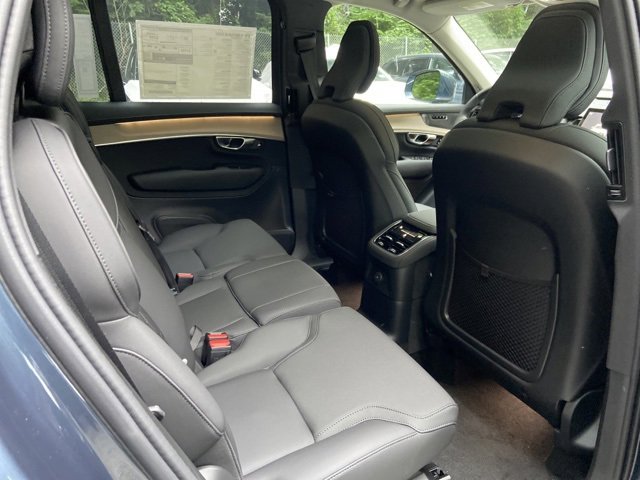 New 2026 Volvo XC90 T8 Plus image 18