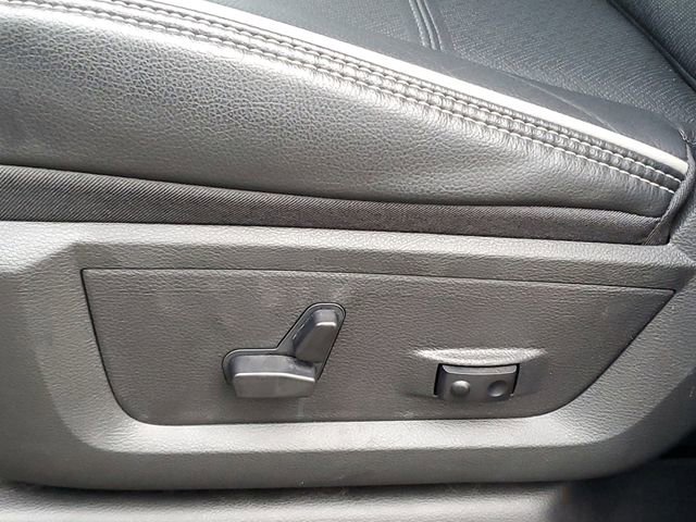 New 2026 RAM 1500 4x4 Crew Cab image 14