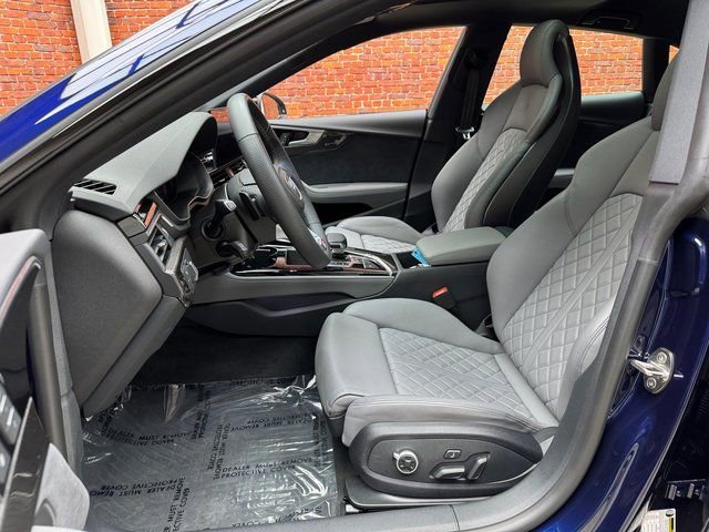 Used 2025 Audi S5 Premium Plus image 21